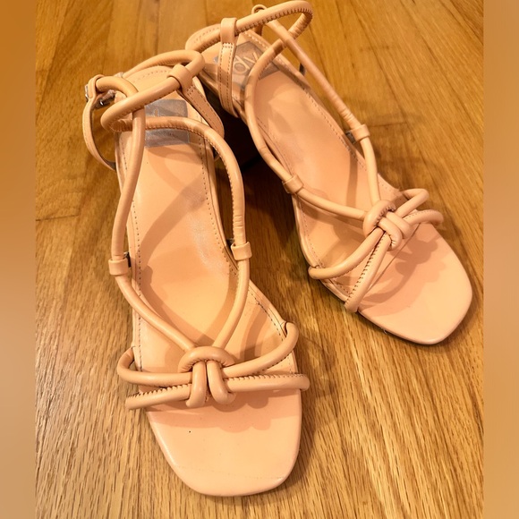 Dolce Vita - Peach Orange Chic Strappy Sandals with Chunky Heel - US 7.5 - Picture 6 of 7